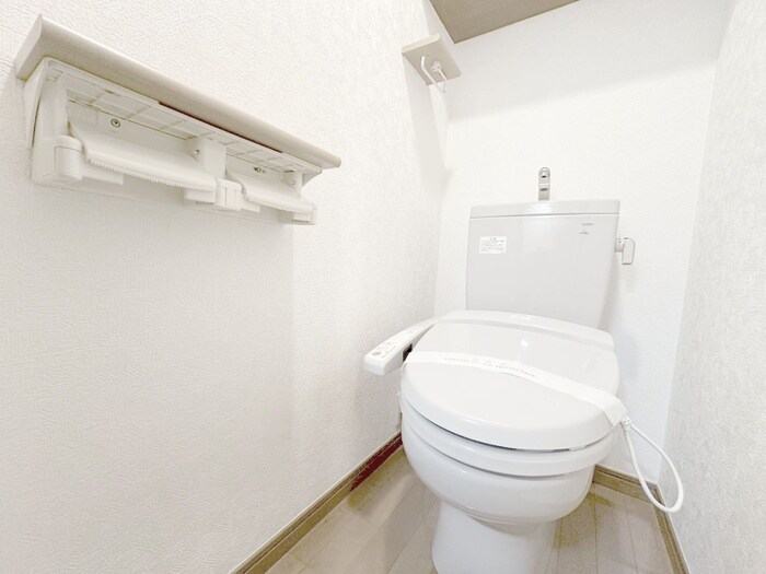 物件内観写真15　(トイレ)