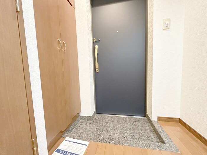 物件内観写真16　(廊下)