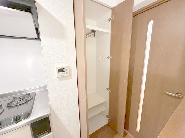 物件内観写真18　(収納)