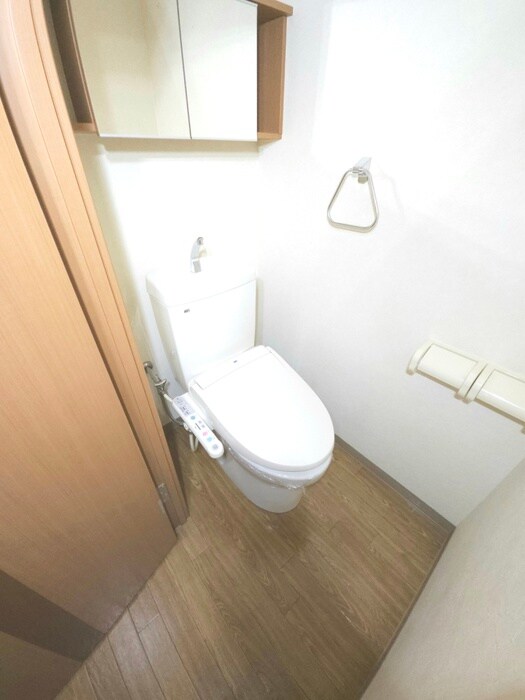 物件内観写真10　(トイレ)