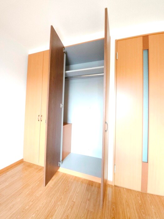物件内観写真16　(収納)