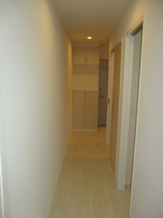 物件内観写真20　(廊下)