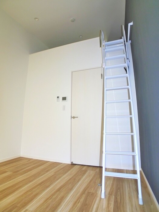 物件内観写真9　(居室)