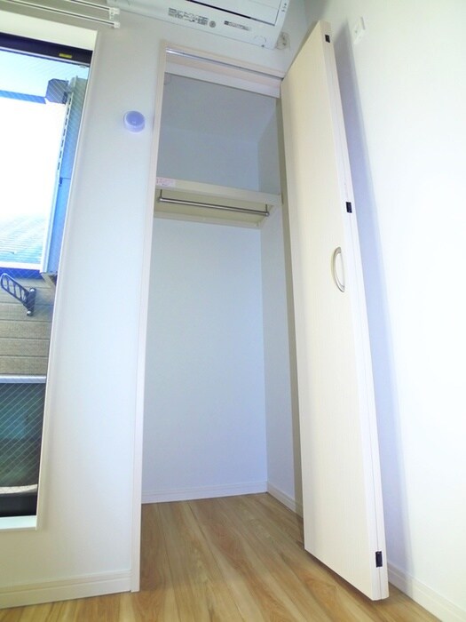 物件内観写真11　(収納)