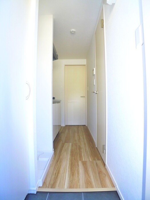 物件内観写真19　(廊下)