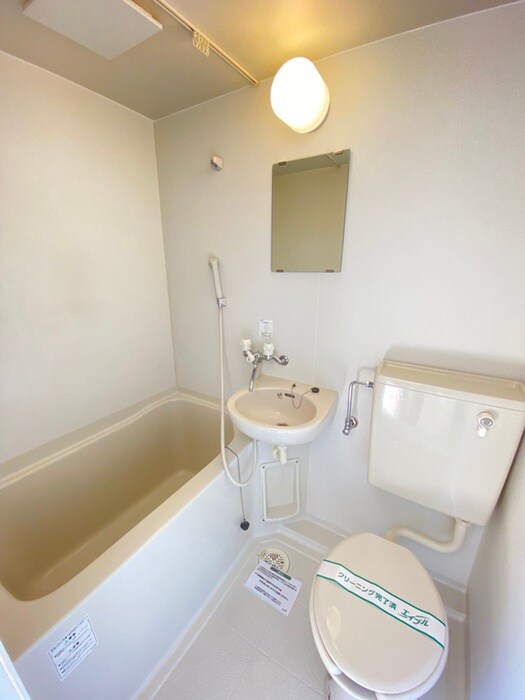 ウィングコ－ト奥戸のバス