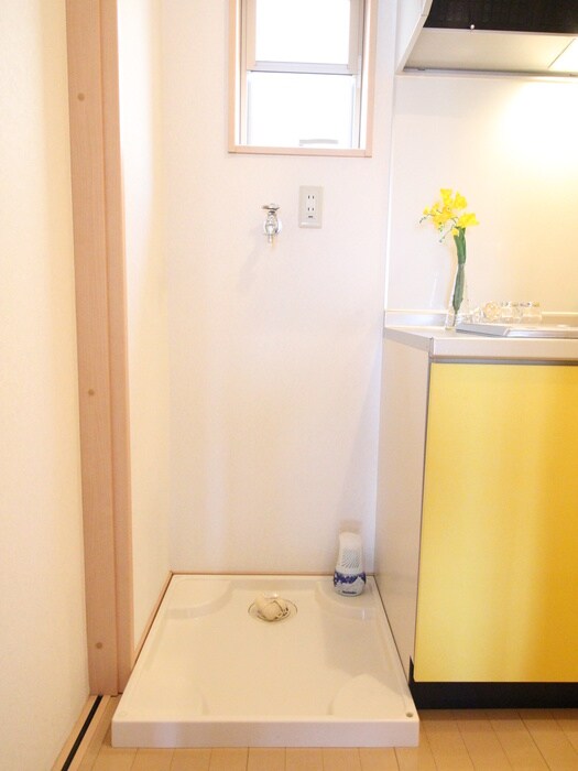 物件内観写真9　(洗濯機置場)