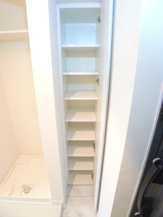 物件内観写真15　(靴箱)