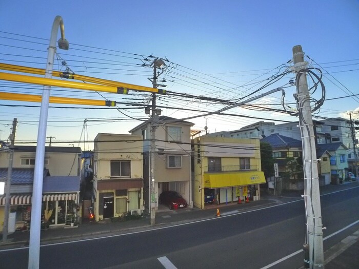 物件内観写真22　(室内からの展望)