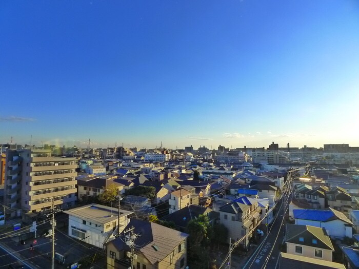 物件内観写真22　(室内からの展望)