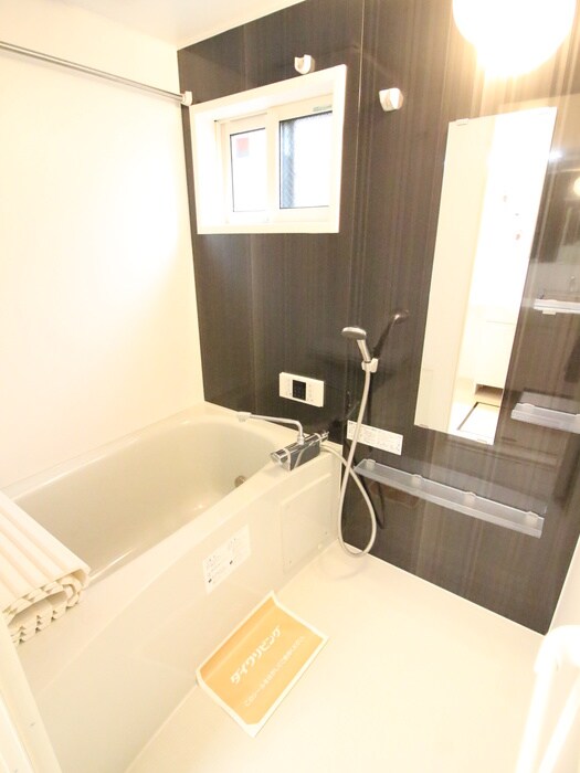 物件内観写真11　(バス／シャワールーム等)