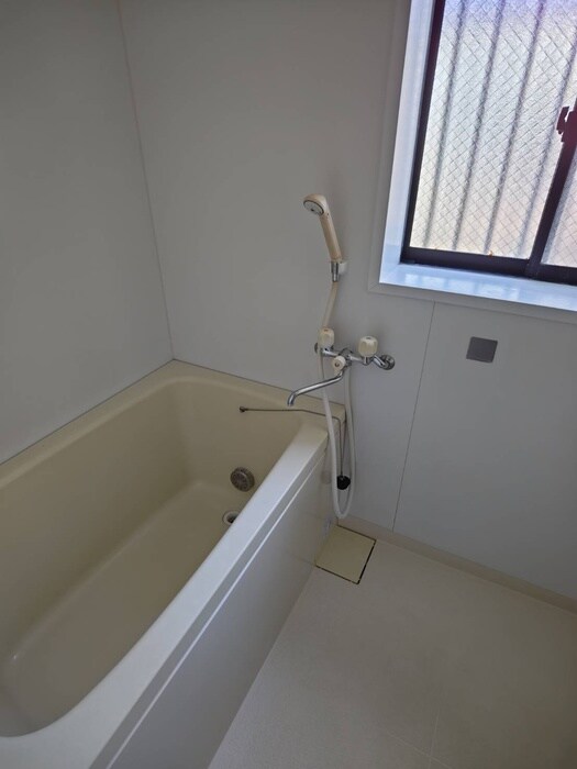 物件内観写真12　(バス／シャワールーム等)