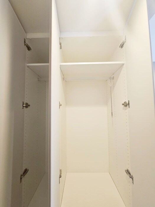 物件内観写真10　(収納)