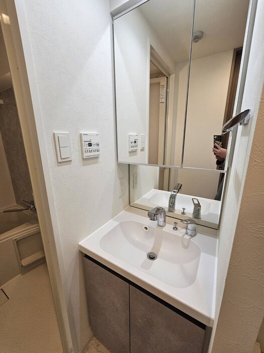 物件内観写真15　(洗面)