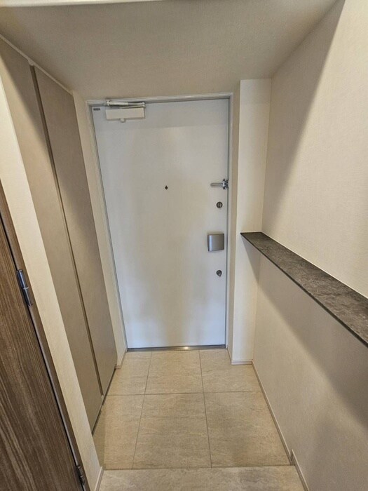 物件内観写真20　(玄関)