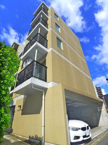 カムフォート登戸Ⅲ外観写真