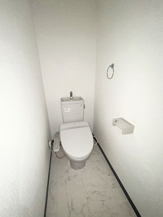 物件内観写真10　(トイレ)