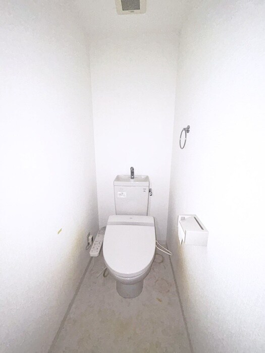 物件内観写真10　(トイレ)