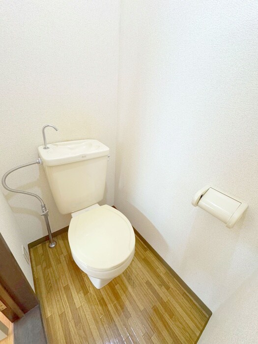 物件内観写真9　(トイレ)