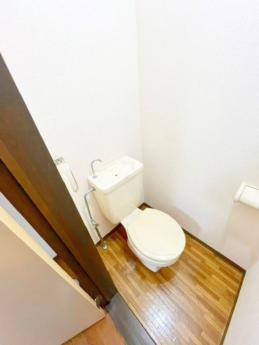 物件内観写真13　(トイレ)