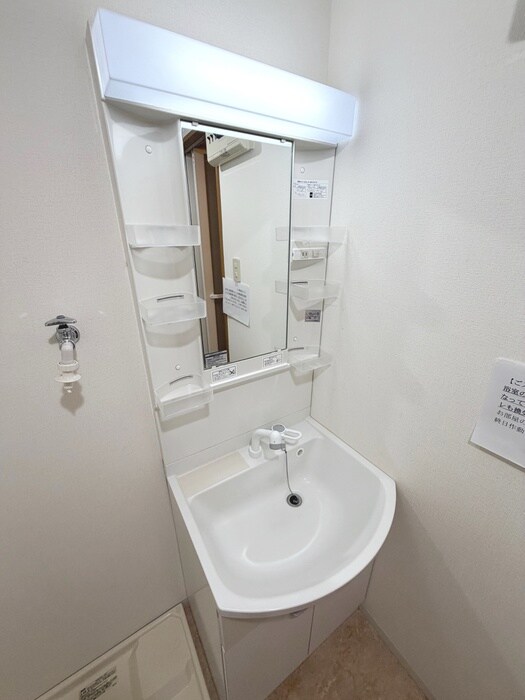 物件内観写真13　(洗面)