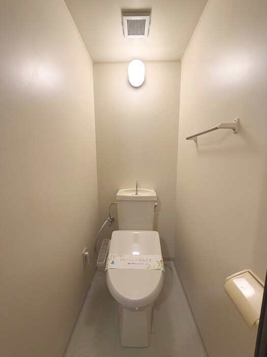 物件内観写真14　(トイレ)