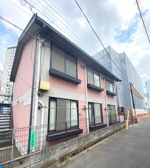 秋本ハウス外観写真