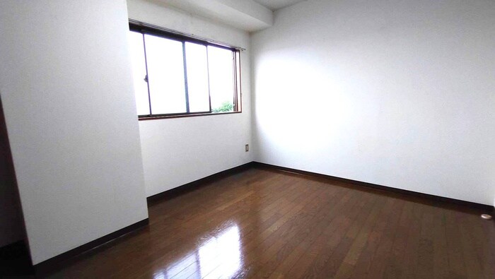 物件内観写真15　(居室)