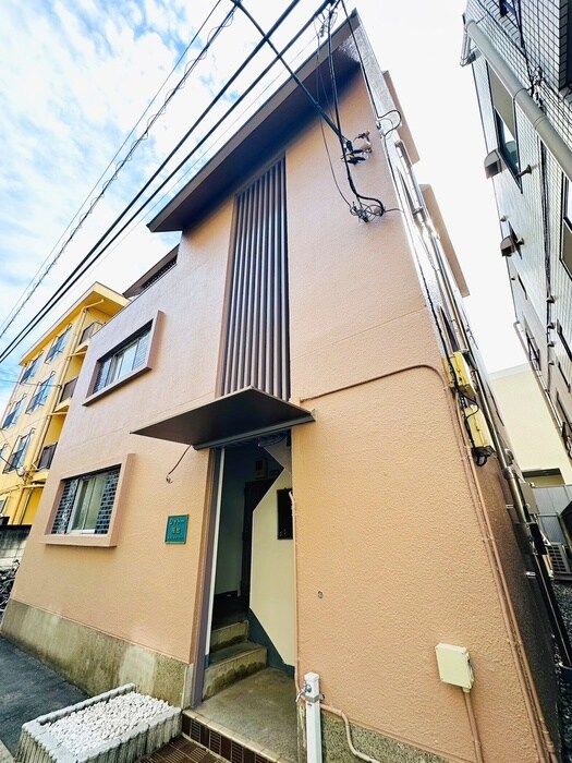 物件外観写真2　(外観写真)