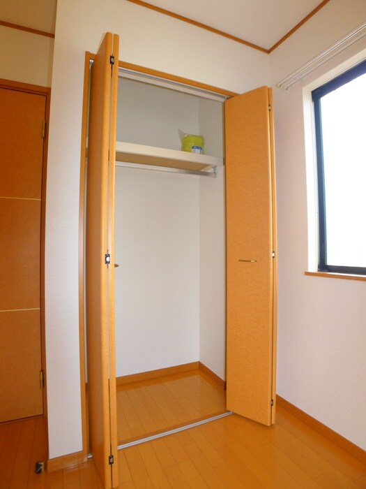 物件内観写真10　(収納)