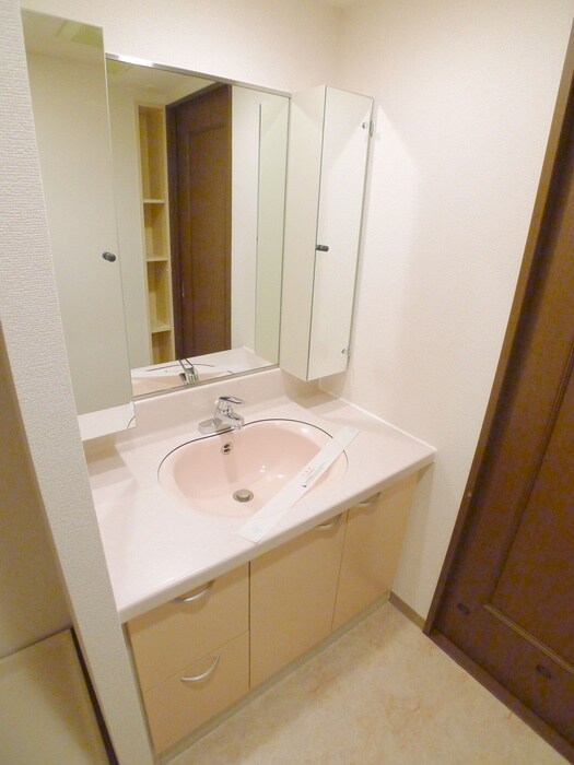 物件内観写真15　(洗面)