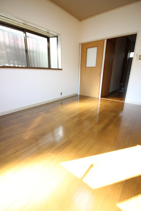 物件内観写真8　(居室)