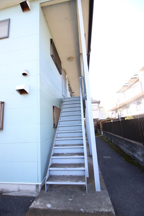 物件外観写真5　(エントランス部分)