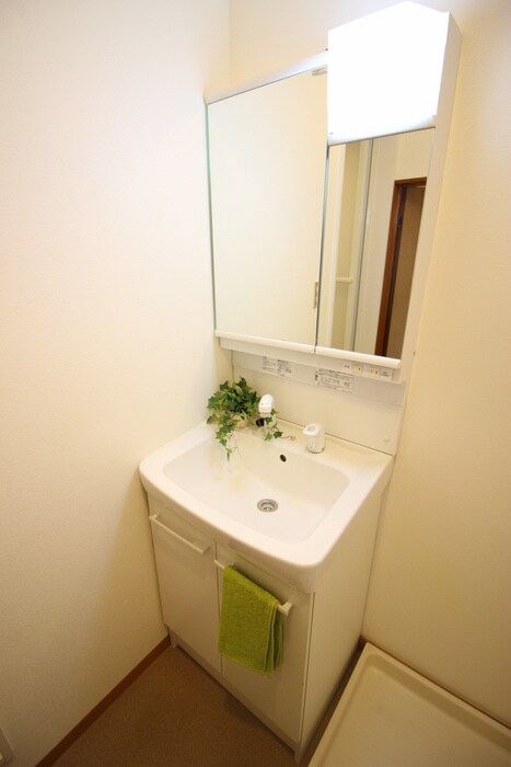 物件内観写真11　(洗面)