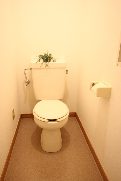 物件内観写真13　(トイレ)