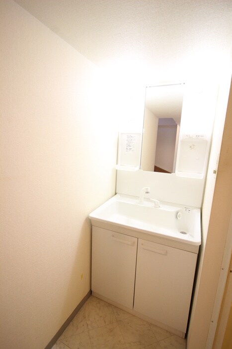 物件内観写真13　(洗面)