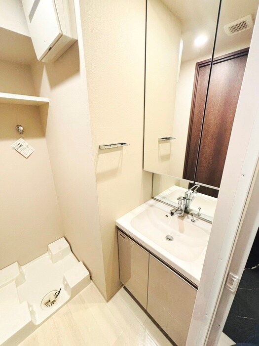 物件内観写真12　(洗面)