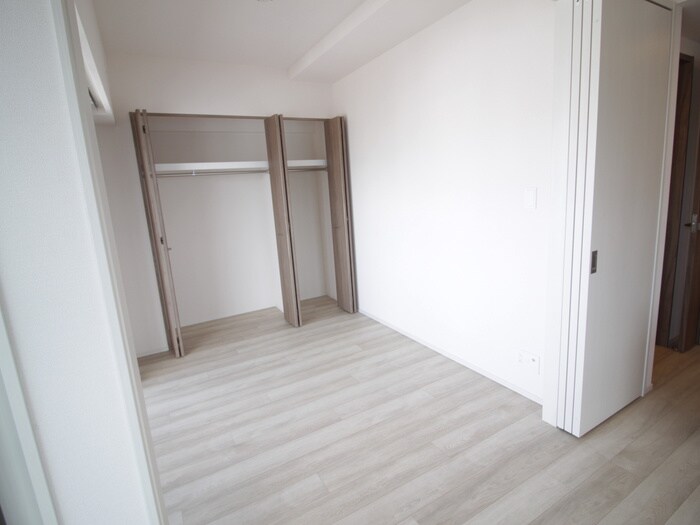 物件内観写真13　(居室)