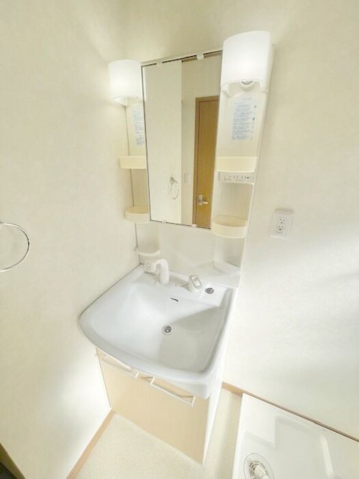 物件内観写真12　(洗面)