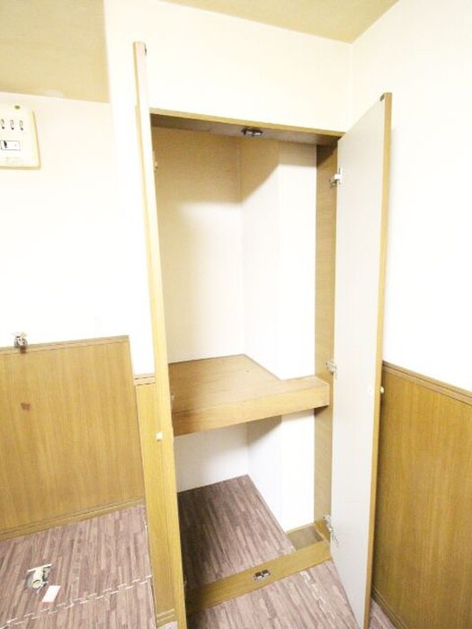 物件内観写真8　(収納)