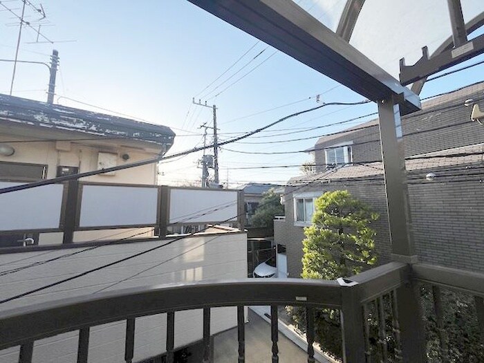 物件内観写真16　(室内からの展望)