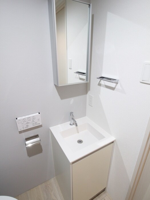 物件内観写真14　(洗面)