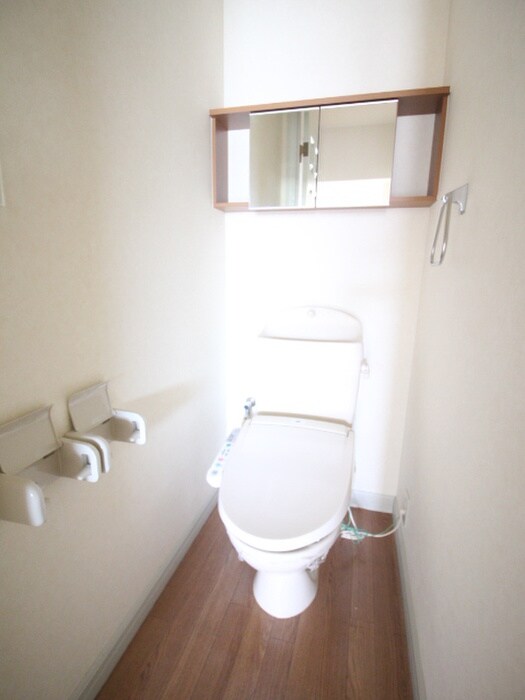 物件内観写真12　(トイレ)