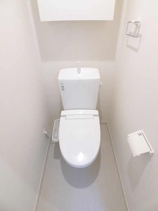 物件内観写真16　(トイレ)