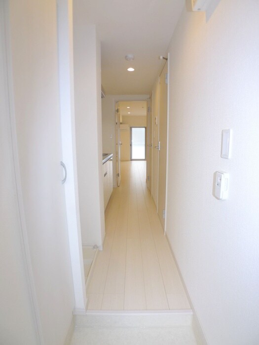 物件内観写真19　(玄関)