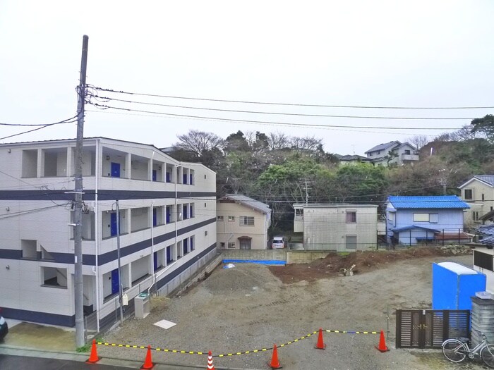 物件内観写真21　(室内からの展望)