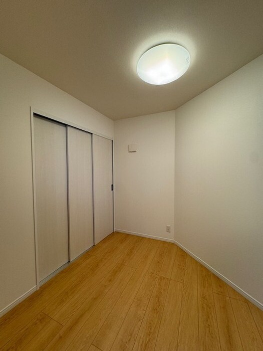 物件内観写真6　(居室)