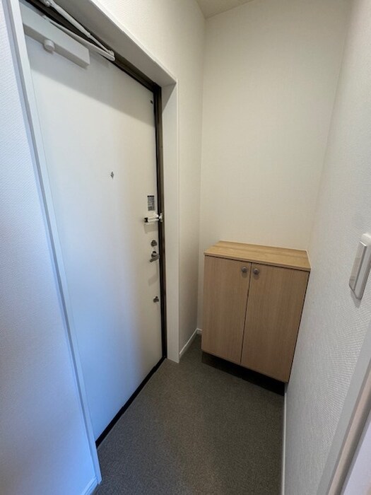 物件内観写真15　(玄関)