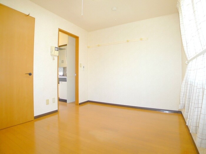 物件内観写真9　(居室)