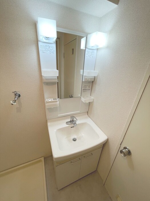 物件内観写真11　(洗面)